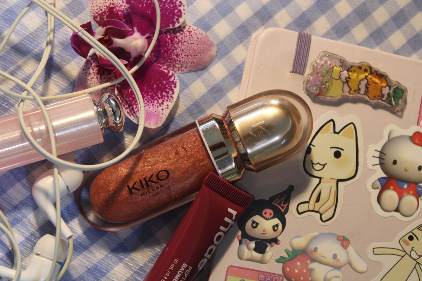 Best Drugstore Lip Oils For Juicy, Hydrated Lips In 2026